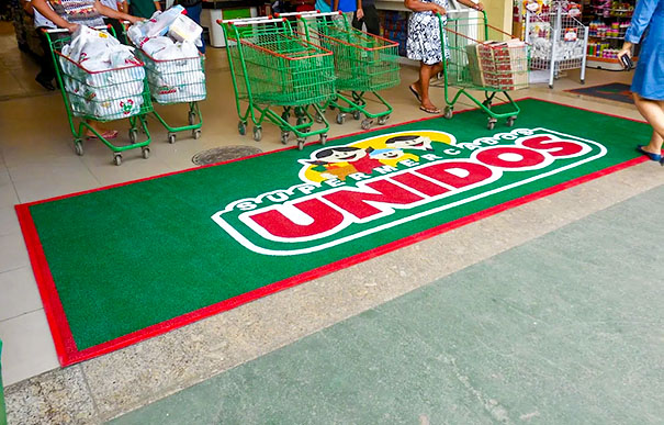 Tapetes personalizados para supermercados