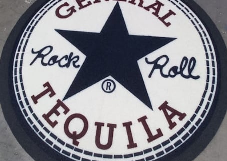 Tapete redondo com a arte General Rock Roll Tequila