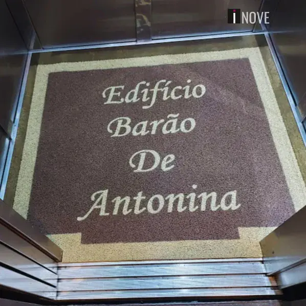 Tapetes para elevadores